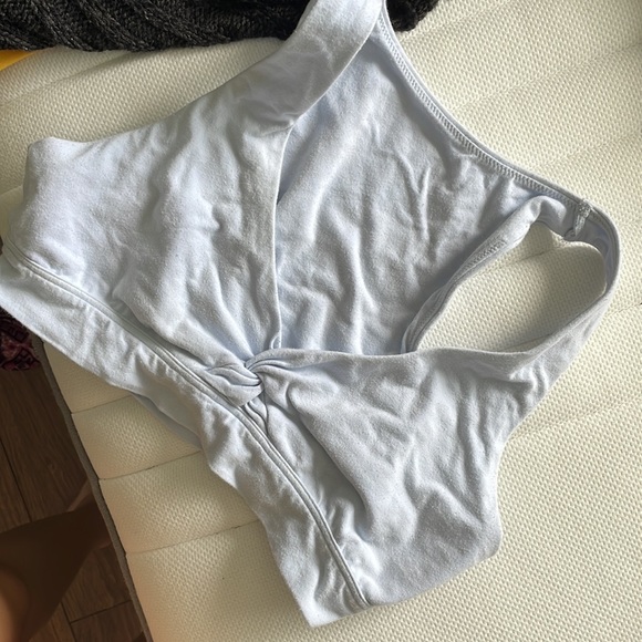 Light blue Aerie bralette - Picture 4 of 4